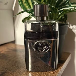 Gucci Guilty eau de toilette barely sprayed